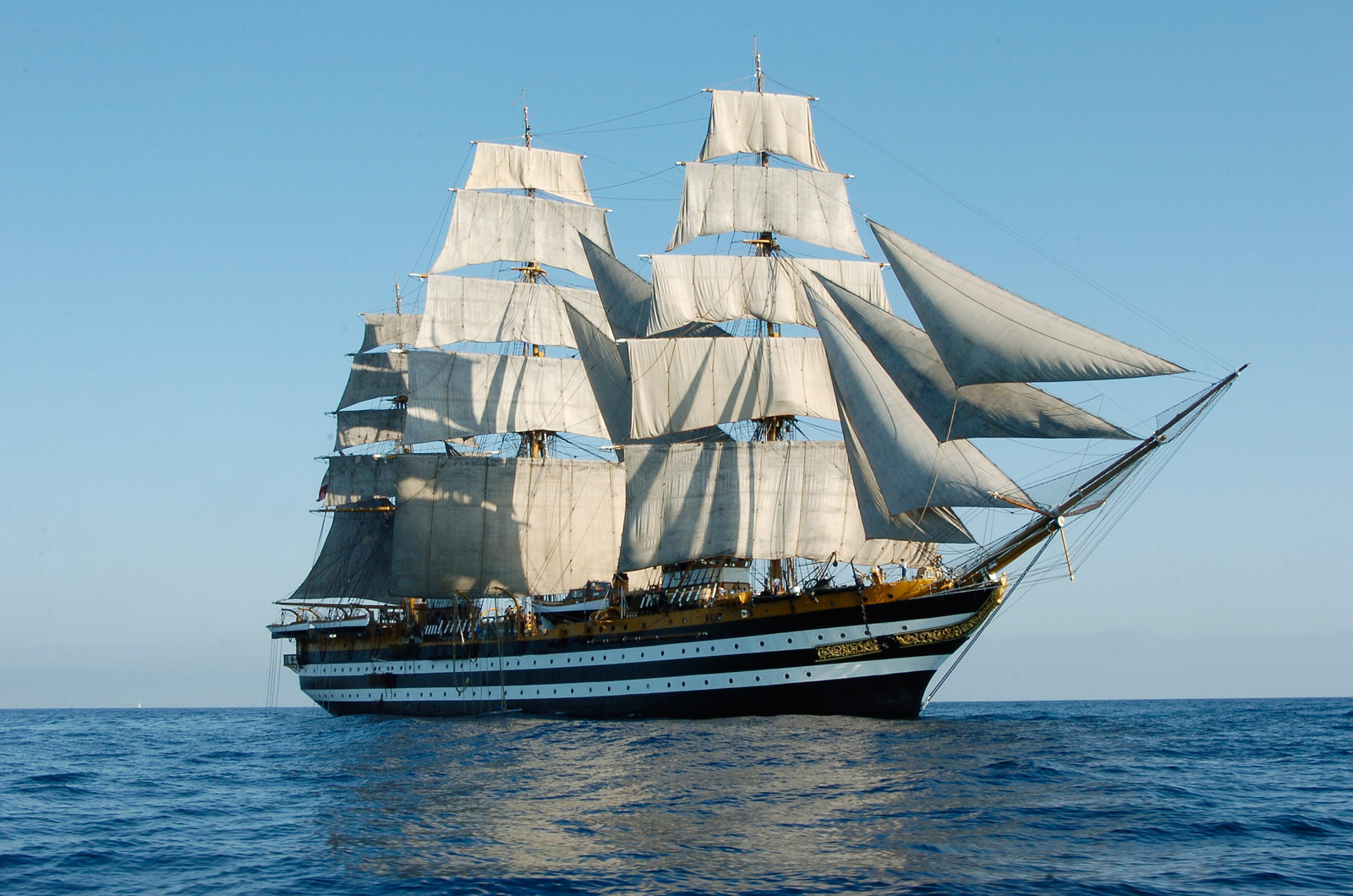 La Nave Scuola Amerigo Vespucci Sar A Trapani Dal 5 Al 7 Giugno