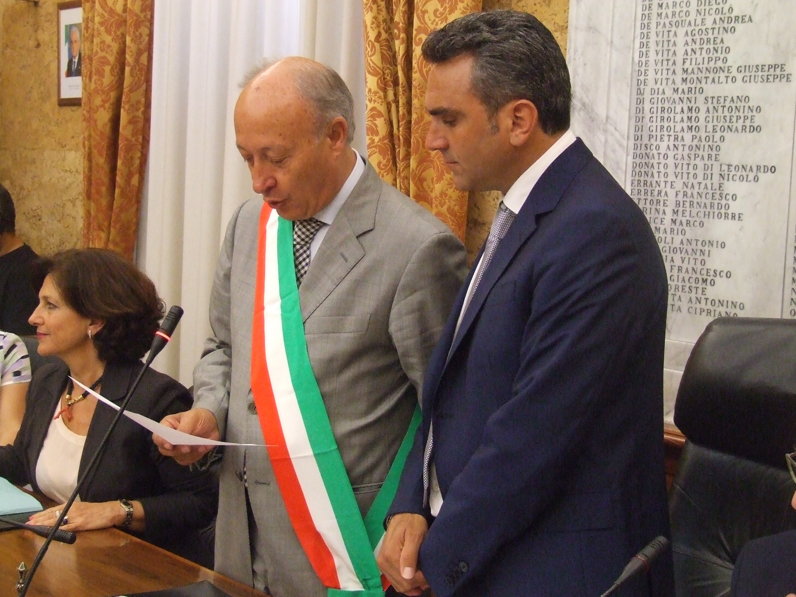 Di Girolamo cerca una soluzione alla crisi di maggioranza. Il Bilancio